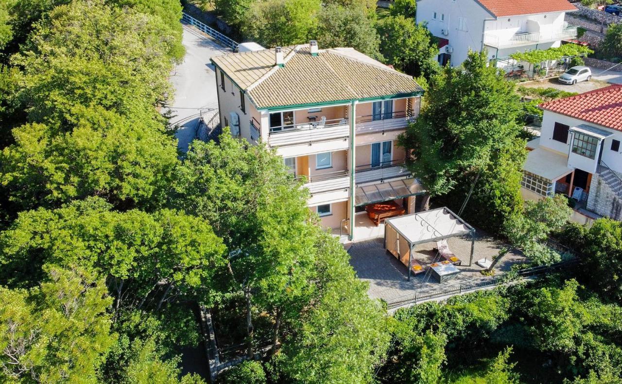Lukovo Seafront Apartments Extérieur photo