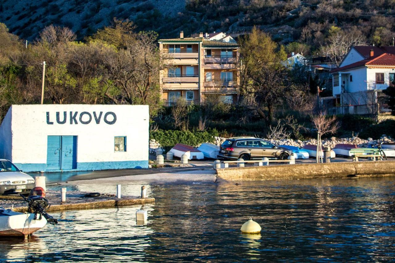 Lukovo Seafront Apartments Extérieur photo